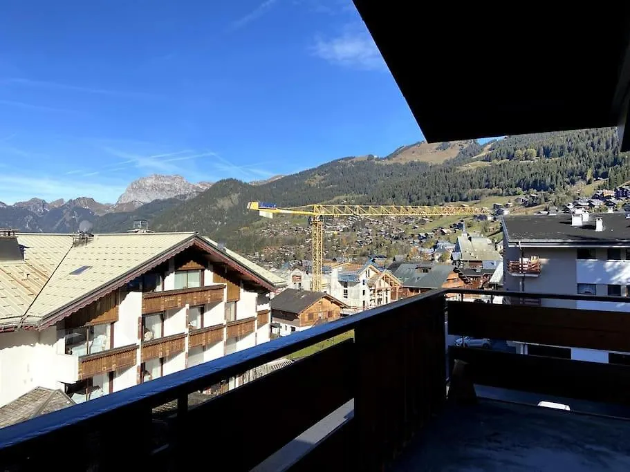 Appart 3Ch. Entierement Renove Au Coeur De Chatel Apartment